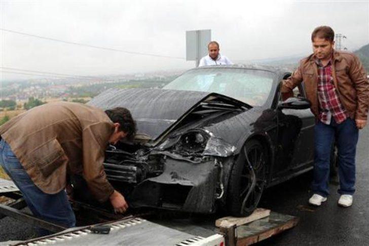 Sergen Yalçın trafik kazası geçirdi! G2