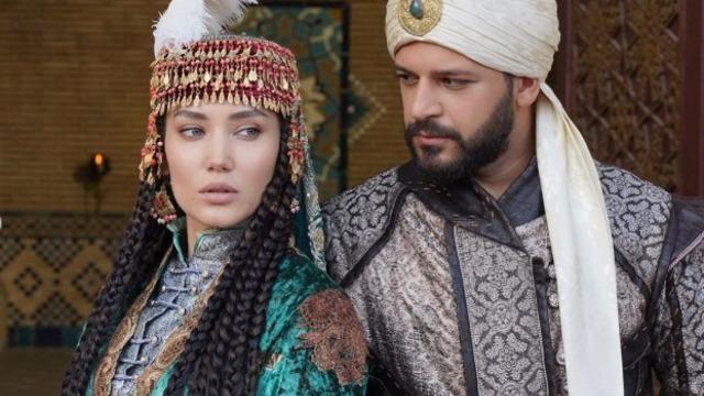 Dizi aşkı gerçek oldu! Emre Kıvılcım ve Yulduz Rajabova evleniyor