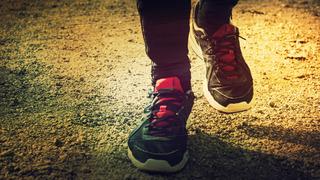 Gökte ararken yerde buldu... Yolda yürürken zengin oldu! Ayağına takıldı: Dünyaya ait değil, değeri milyoner yapabilir