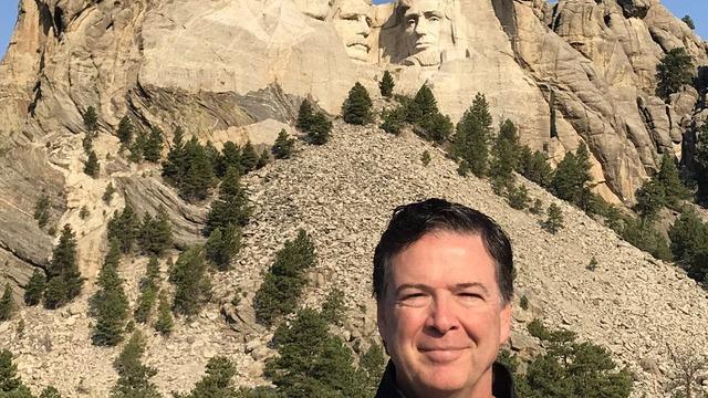 Eski FBI Direktörü James Comey hakkında dava açıldı
