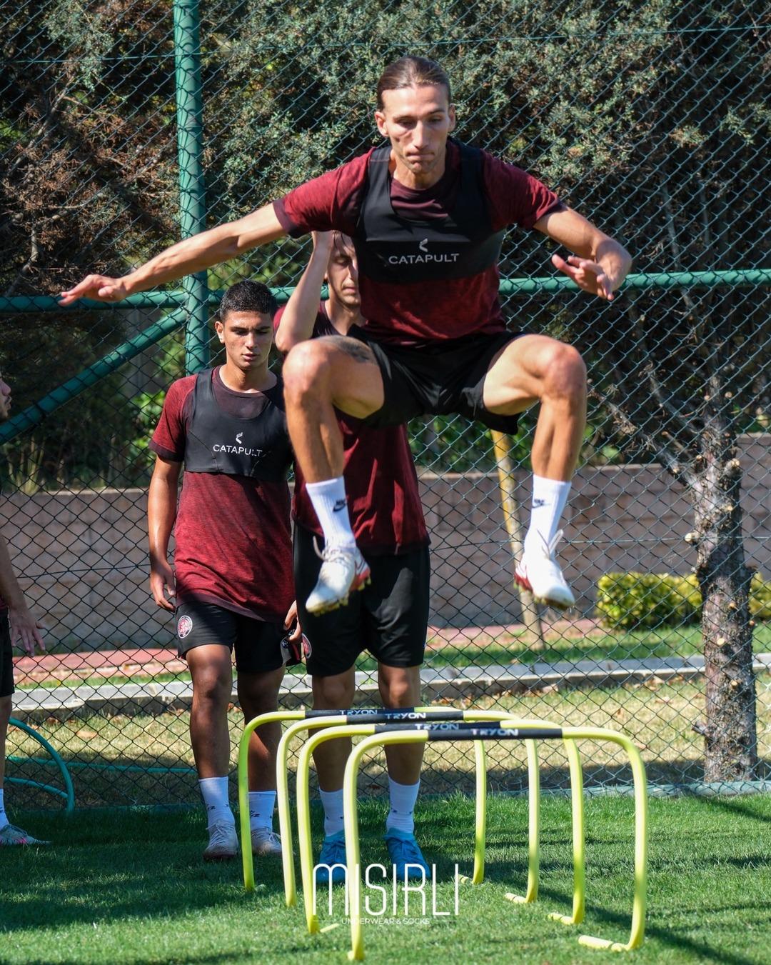 Fatih Karagümrük, Süper Lig de yarın Trabzonspor u konuk edecek 1