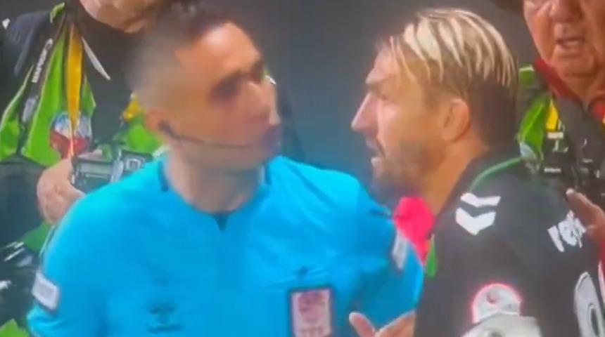 Sakaryaspor'dan Caner Erkin kararı! Takım arkadaşına tokat atıp kırmızı kart görmüştü