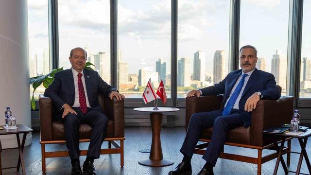 Bakan Fidan, KKTC Cumhurbaşkanı Tatar ile bir araya geldi