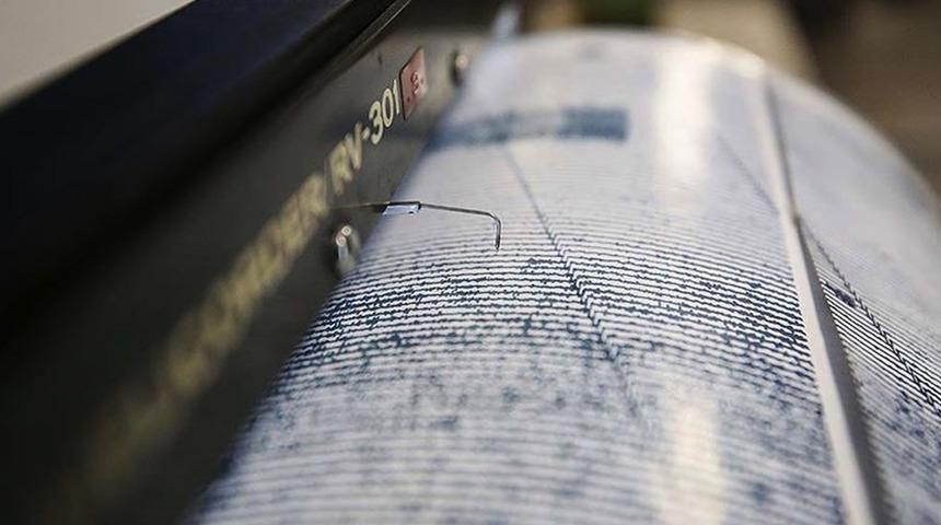 Uzman isimden önemli uyarı! Sındırgı'daki artçı depremler ne kadar devam edecek?