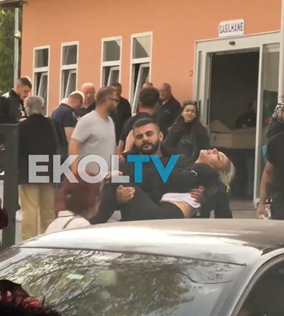kızı 1 kızı 1
