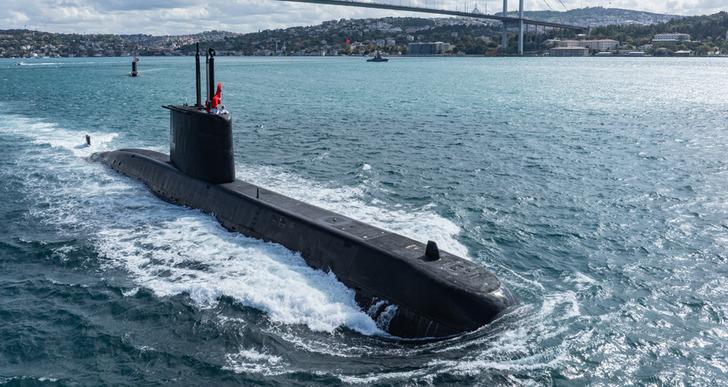 Preveze Deniz Zaferi 487 yaşında: İstanbul Boğazı'nda gövde gösterisi G4