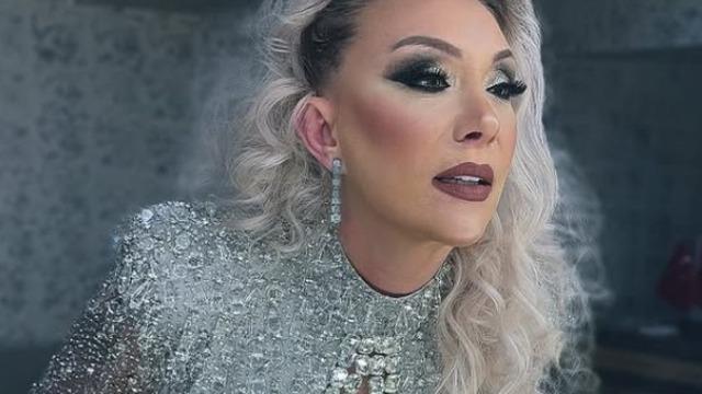 Güllü'ye son veda! Kızı Tuyan Ülkem'in feryadı yürekleri yaktı: Annem gitti...