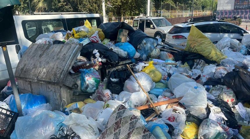 Karşıyaka'da eylem bitti; çöpler bugün de toplanmadı