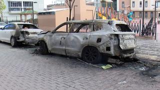 Yer: Sultangazi! Para vermeyen kardeşine kızdı, 3 aracı yaktı: İşte o anlar...