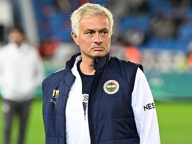 Jose Mourinho eski oyuncusunu transfer ediyor! Devre arasında Benfica'ya imzayı atabilir
