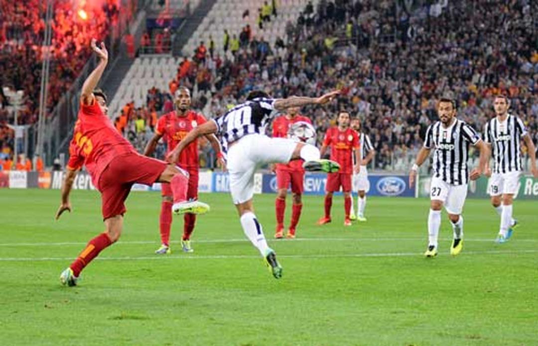 Juventus - Galatasaray ma&ccedil;ı sonrası yazar g&ouml;r&uuml;şleri!