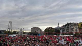 Gazze'deki ablukayı kırmak için yola çıkan Sumud Filosu için Kocaeli'de dev miting