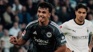 Can Uzun'un gol attığı maçta Eintracht Frankfurt, galibiyeti 6 golle aldı