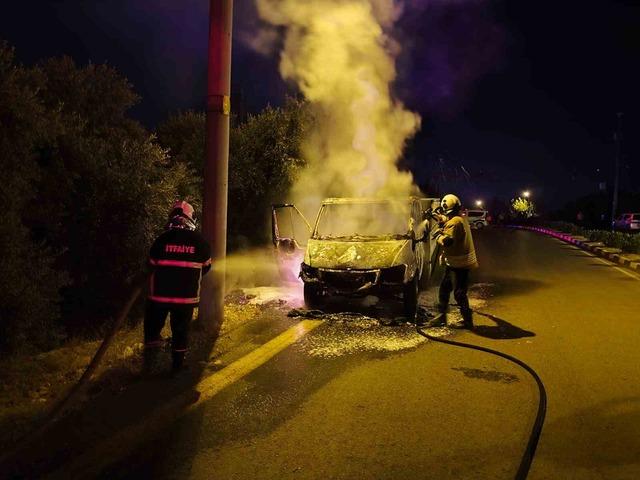 Alevlere teslim olan kamyonet kullanılmaz hale geldi 1