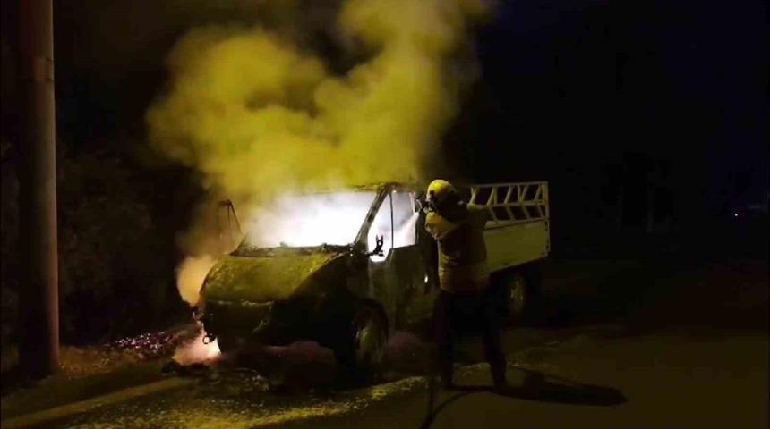 Alevlere teslim olan kamyonet kullanılmaz hale geldi