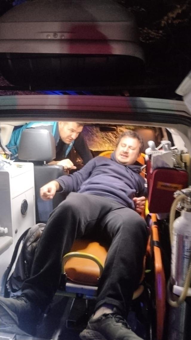 Uludağ’da mahsur kalan vatandaş kurtarıldı 3