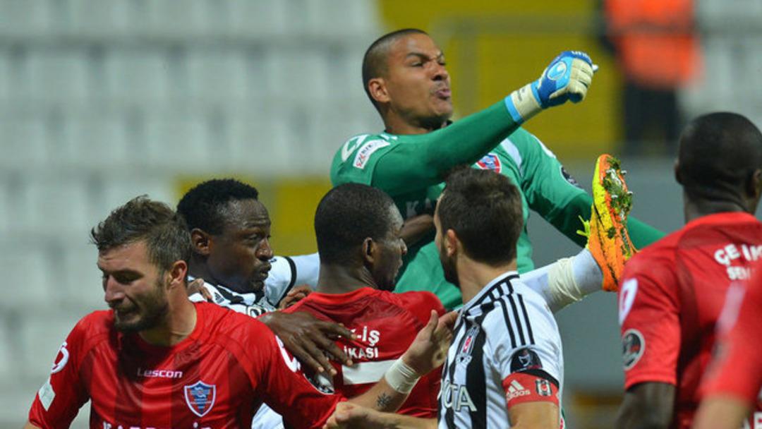 Beşiktaş - Karab&uuml;kspor ma&ccedil;ı sonrası yazar g&ouml;r&uuml;şleri