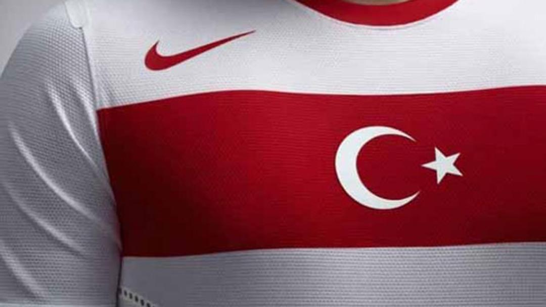 A Milli Takımı se&ccedil;meyen gurbet&ccedil;i futbolcular!