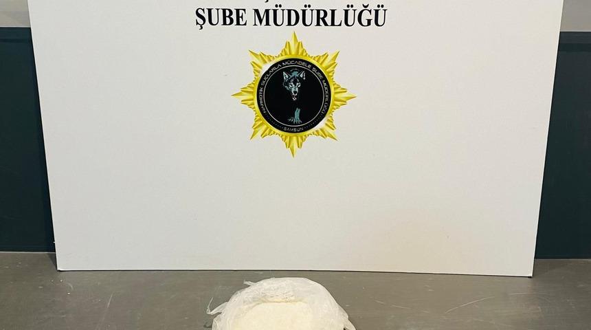 Samsun'da iplik rulolarının içine gizlenmiş sentetik uyuşturucu ele geçirildi