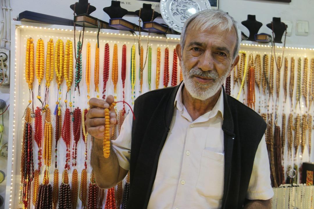 Fiyatı 10 bin doları buluyor! Buluşma noktası oldu, çay içip pazarlık yapıyorlar 3