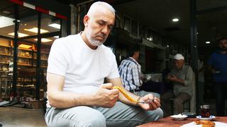 Fiyatı 10 bin doları buluyor! Buluşma noktası oldu, çay içip pazarlık yapıyorlar