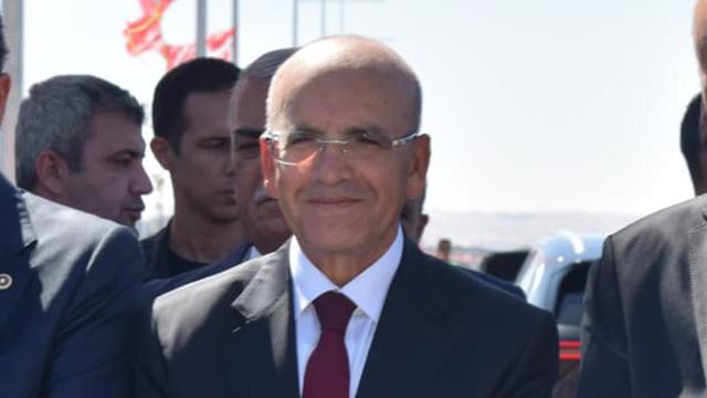 Bakan Şimşek bir ili işaret etti! 'Muhtemelen büyükşehir olacak' Tarih verdi