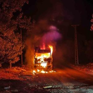 Adıyaman'da kamyon yandı