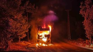 Adıyaman'da kamyon yandı