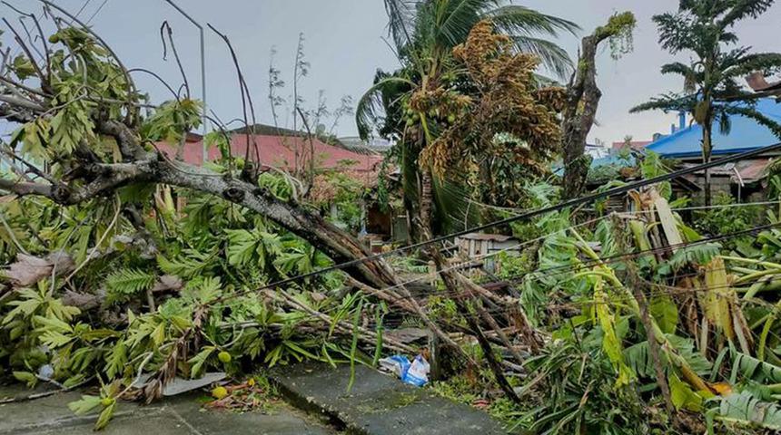 Vietnam’da tayfun alarmı! 250 bin kişi tahliye edilecek
