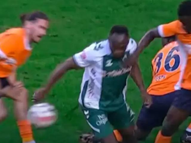 Başakşehir MHK'yı istifaya davet etti! "Türk futbolunda bugün elle asist yapıldı!"