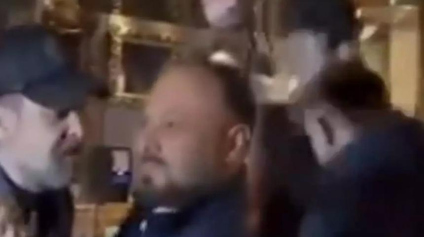 Nejat İşler'e kafa atmıştı! Muhabir özür diledi