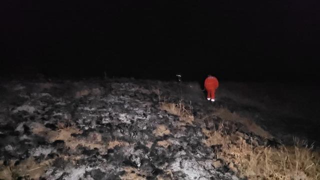 Çorum da arazide çıkan yangın söndürüldü 1