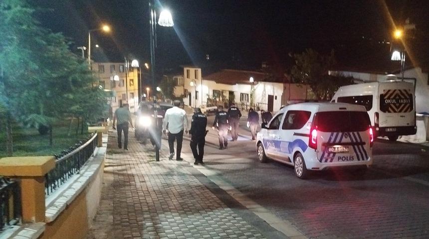 Tokat'ta sırtına yorgun mermi isabet eden motosiklet sürücüsü hastaneye kaldırıldı