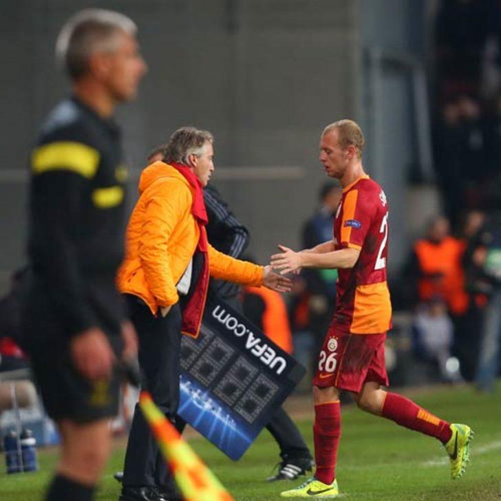 Kopenhag-Galatasaray maçı sonrası yazar görüşleri G4