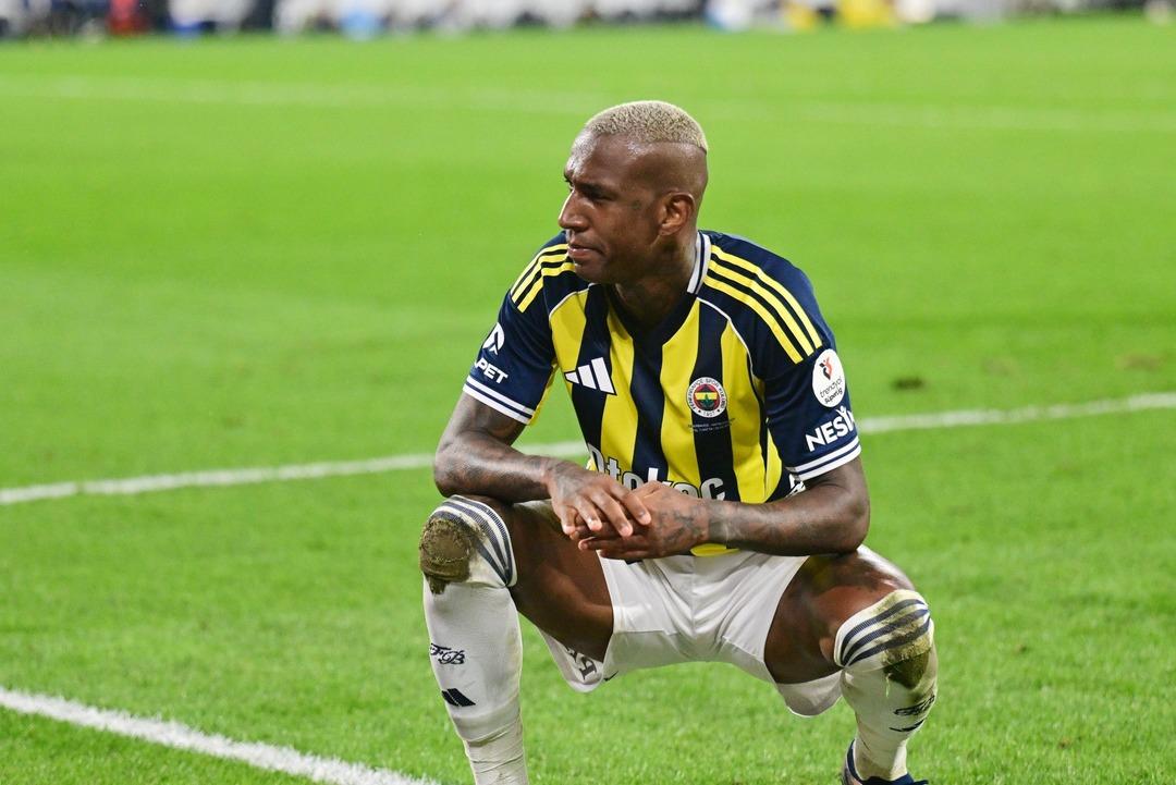 Fenerbahçe, Kadıköy de 3 puana ulaştı! Antalyaspor karşısında kritik galibiyet 1