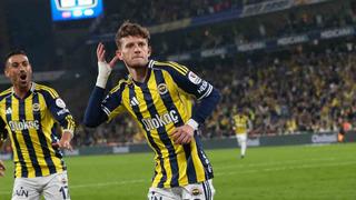 Fenerbahçe'de Szymanski, bu sezon Süper Lig’de ilk golünü kaydetti