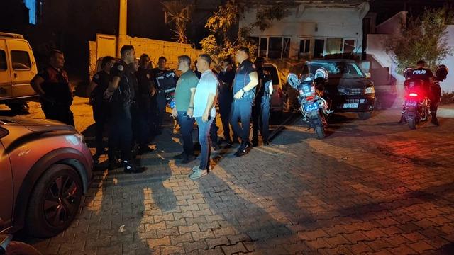 Komşu aileler arasında silahlı çatışma çıktı: 63 yaşındaki kadın hayatını kaybetti