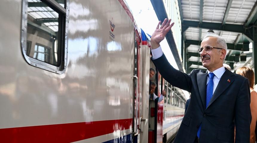 Bakan Uraloğlu duyurdu: Avrupa'nın en prestijli treni Orient Ekspres Türkiye'ye geliyor!