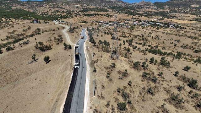 Diyarbakır'da 309 kilometre yol yenileme çalışması
