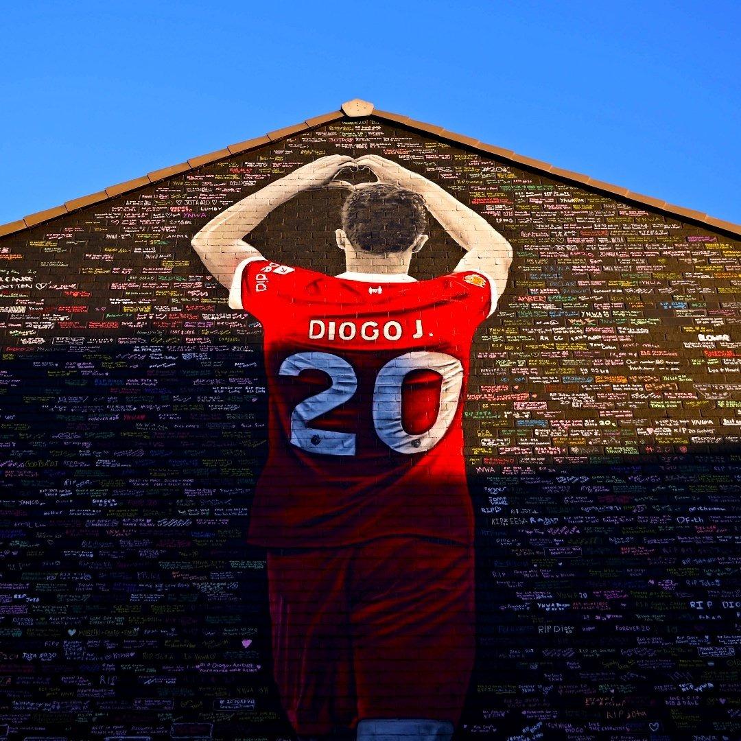 Galatasaray da Okan Buruk Şampiyonlar Ligi ndeki Liverpool maç öncesi Osimhen in durumu açıkladı!  1