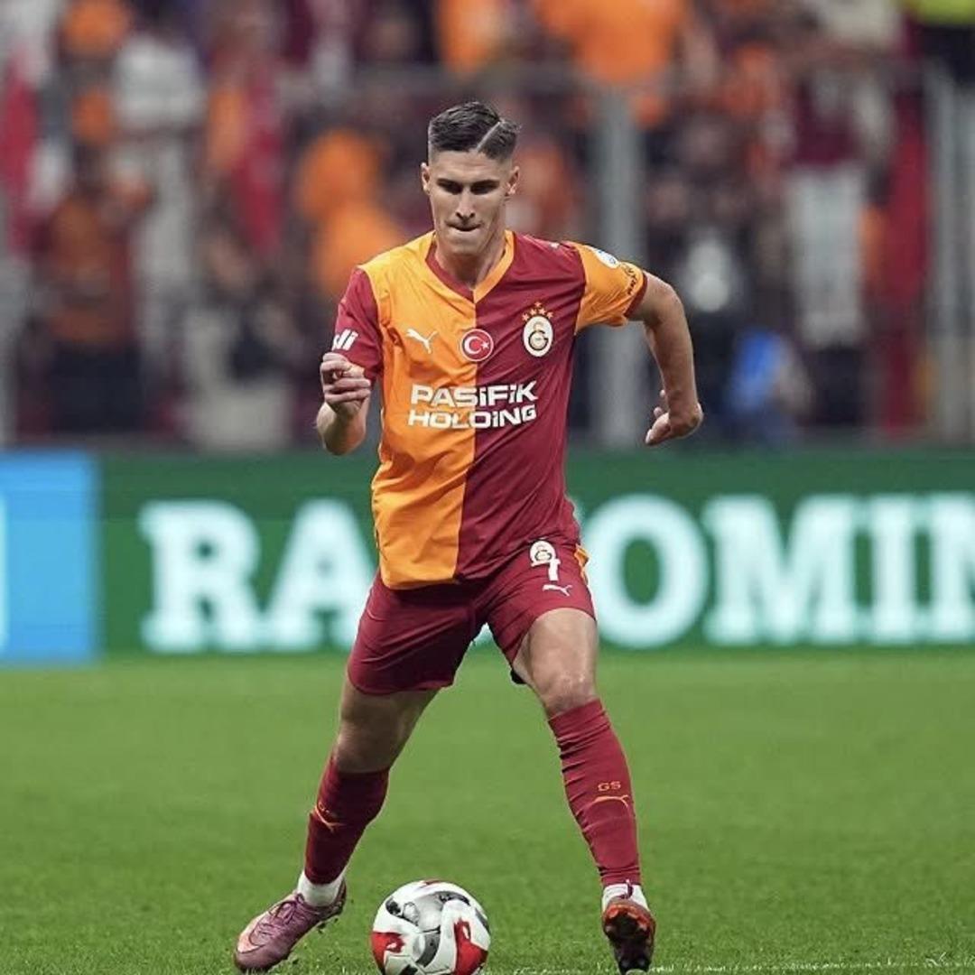 Galatasaray da Okan Buruk Şampiyonlar Ligi ndeki Liverpool maç öncesi Osimhen in durumu açıkladı!  6