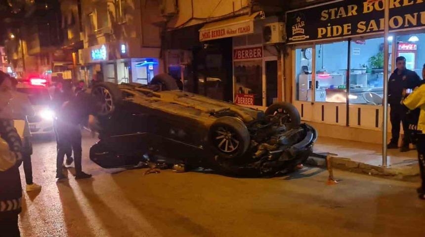 Afyonkarahisar'da kontrolden çıkan otomobil takla attı