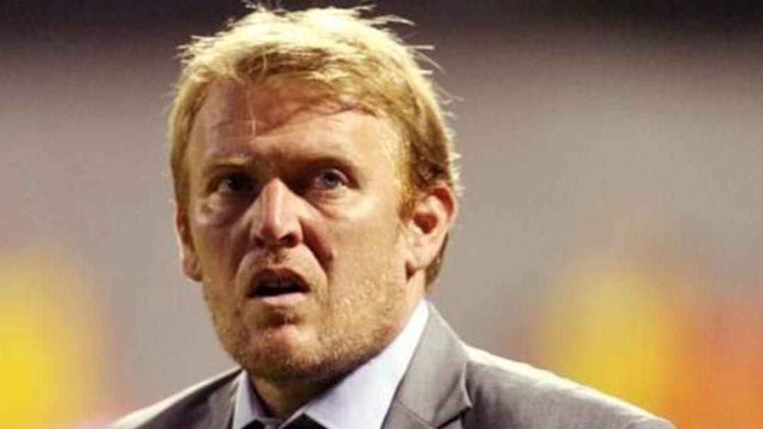 D&uuml;nya tarihinin en &ccedil;ok sigara i&ccedil;en 10 futbolcusu!