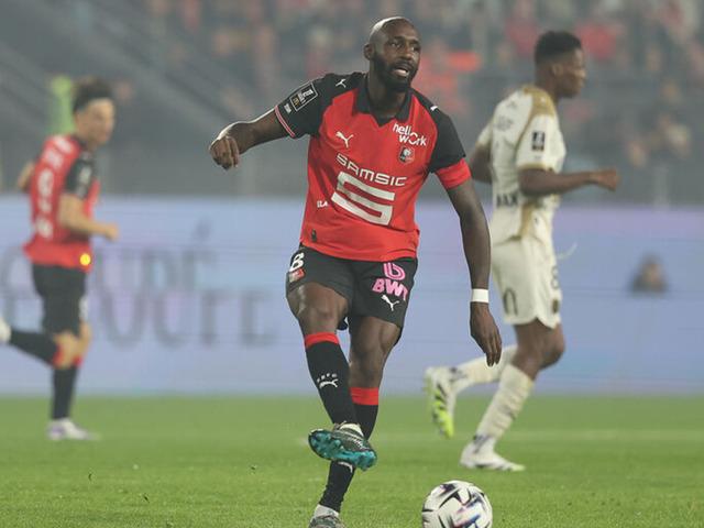Rennes ve Lens Golsuz Berabere Kaldı, Kartlar Havada Uçuştu!