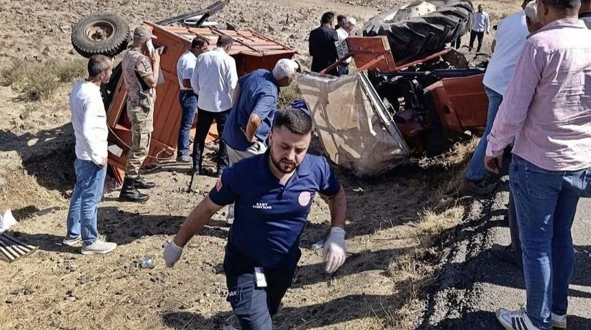Şırnak’ta traktör devrildi: 1 ölü, 4 yaralı