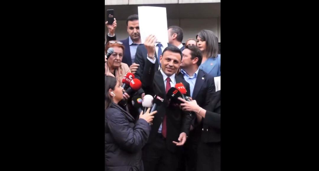 Son dakika | İkinci kez seçildi, mazbatayı aldı! Özgür Çelik ten ilk açıklama: "Örgütün iradesiyle geldim, örgütün iradesiyle giderim" 1