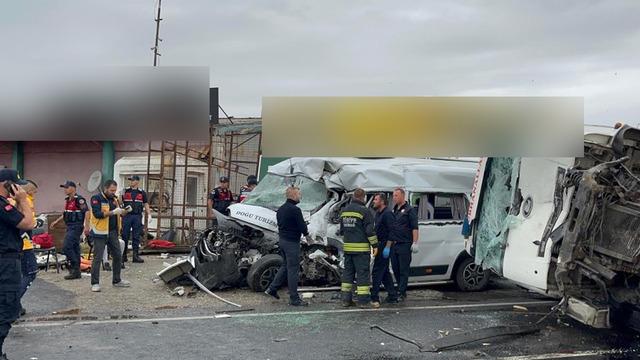 Tekirdağ'da feci kaza! 3 ölü, 9 yaralı