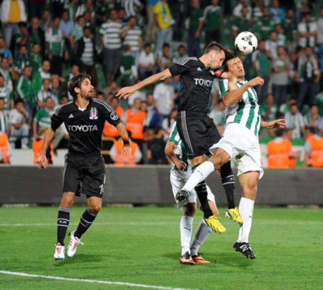 Bursaspor - Beşiktaş yazar g&ouml;r&uuml;şleri