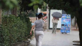 Aydın’da akşam sağanak yağmur hayatı olumsuz etkiledi