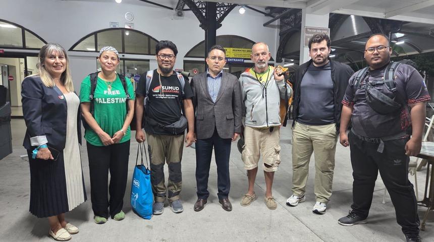 Sumud Filosu'ndan olumsuz hava şartları nedeniyle 4 aktivist tahliye edildi